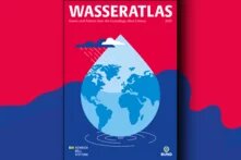 Cover: Wasseratlas 2025, Großer Wassertropfen vor Weltkarte